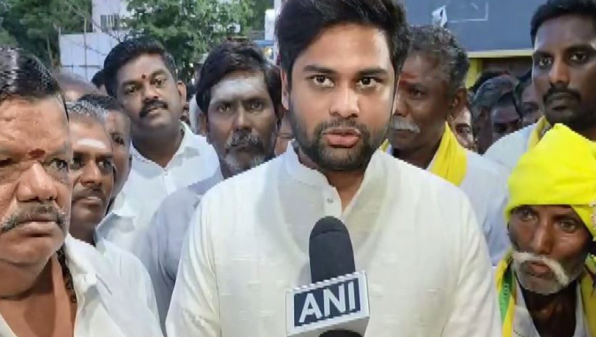 Tamil Nadu: Protest demanding correction in historical inaccuracy about Ettayapuram Samasthanam King