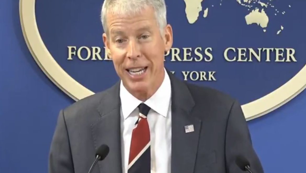 US Energy Secretary "huge fan" of India, says looks forward to "more energy trade with India"