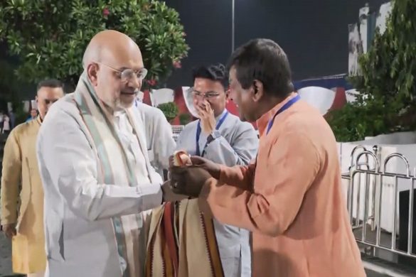 Amit Shah arrives in Kolkata to inaugurate patriotic Durga Puja pandal; to hold key BJP meetings in Bihar