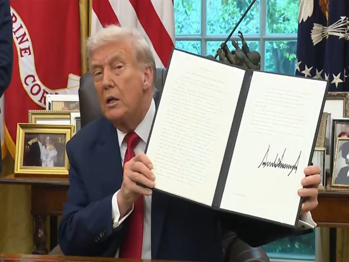 Trump signs executive order, TikTok to shift to US ownership