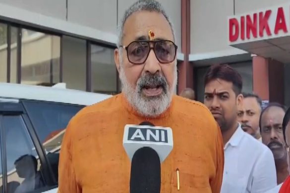 "He and Congress want civil war": Union Minister Giriraj Singh slams Asaduddin Owaisi