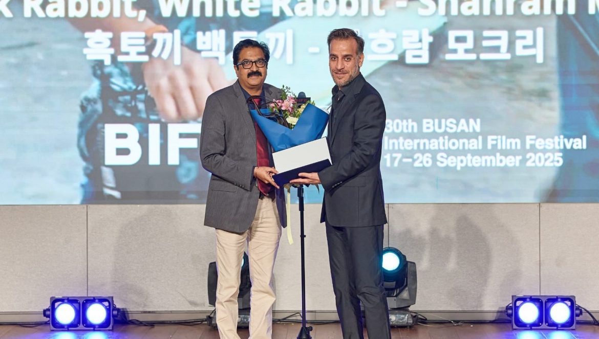 NFDC presents inaugural Vision Asia Award to director Shahram Mokri at Busan International Film Festival 2025