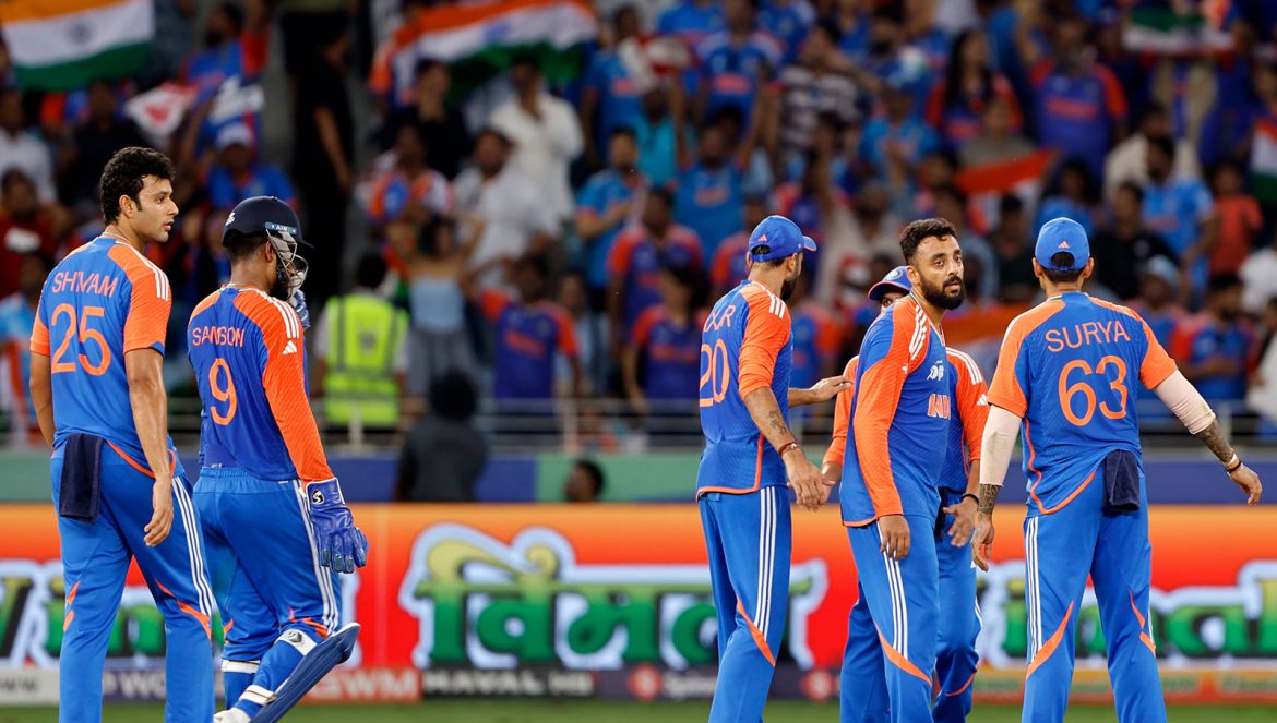 "Akkha duniya ek taraf, aur mera INDIA ek taraf": Varun Chakravarthy trolls Pakistan after Asia Cup win