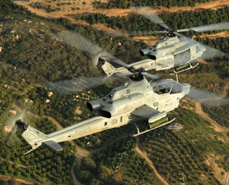 Bell AH-1Z Viper, the upgraded attack helicopter redefining agility and firepower. - Photo Gallery