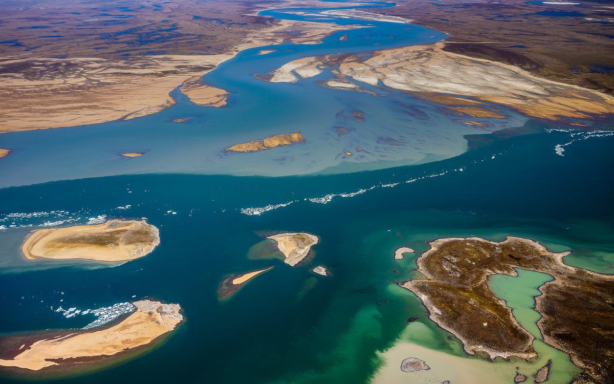 Confluence of the Back and Hayes rivers in Nunavut, Canada. - Photo Gallery