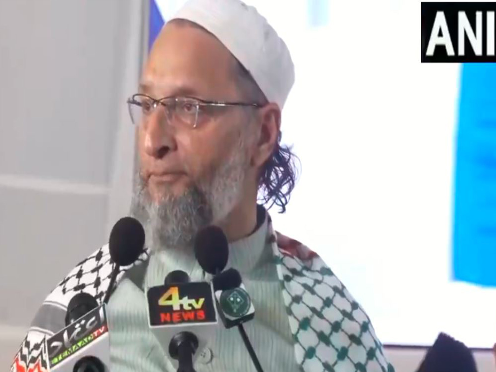 AIMIM Chief Owaisi lashes out at BJP over change in NCERT syllabus, says Muslims not responsible for partition