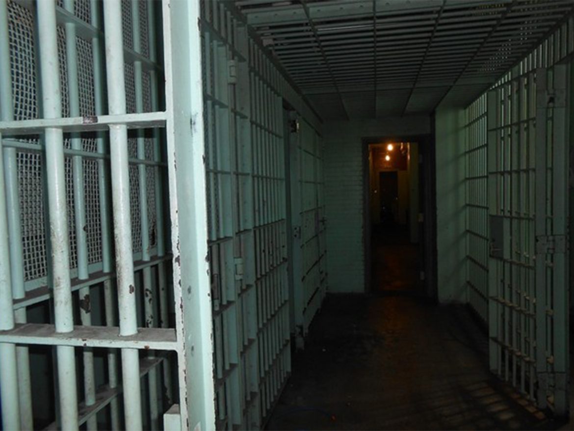 Man surrenders to Vellore's prison after killing his wife and her partner