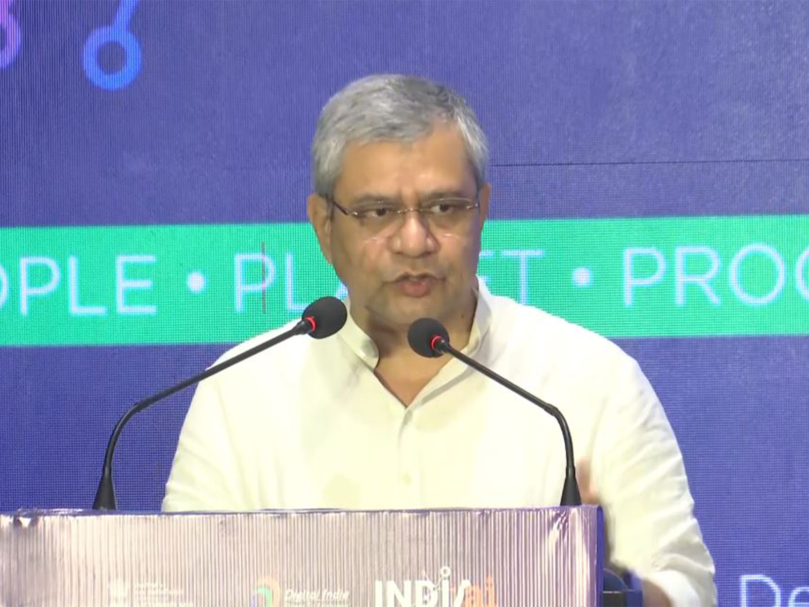 Online gaming rules to be implemented from October 1: Ashwini Vaishnaw