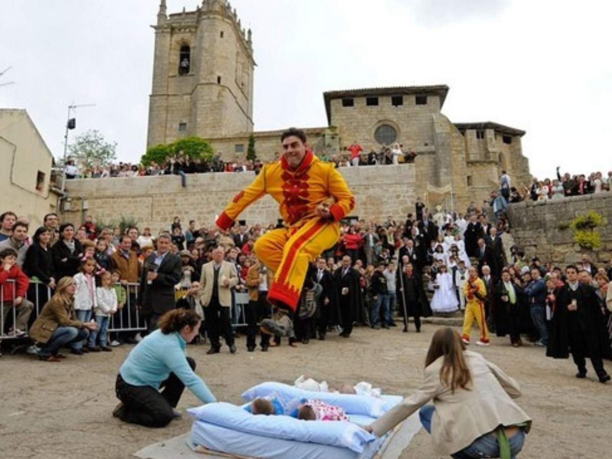 Baby Jumping Festival – Spain - Photo Gallery