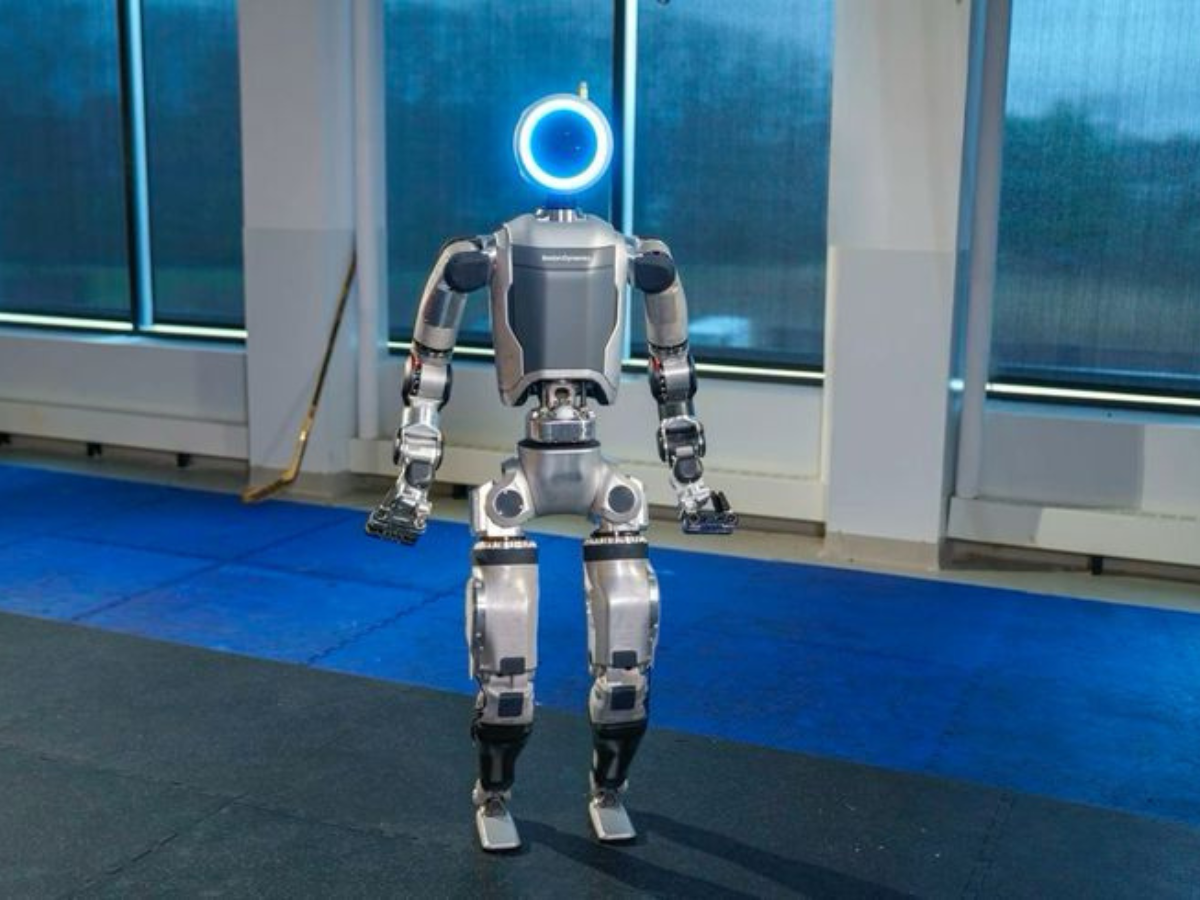ASIMO & Atlas – Masters of Movement - Photo Gallery