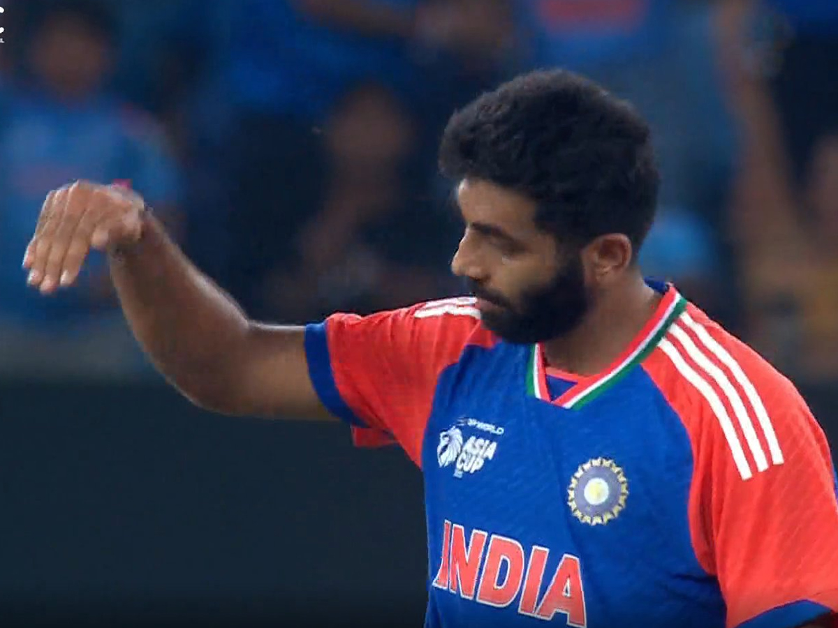 Tit-for-Tat: Bumrah Mocks Haris Rauf’s ‘Fighter Jet’ Gesture in Asia Cup 2025 Final | Watch