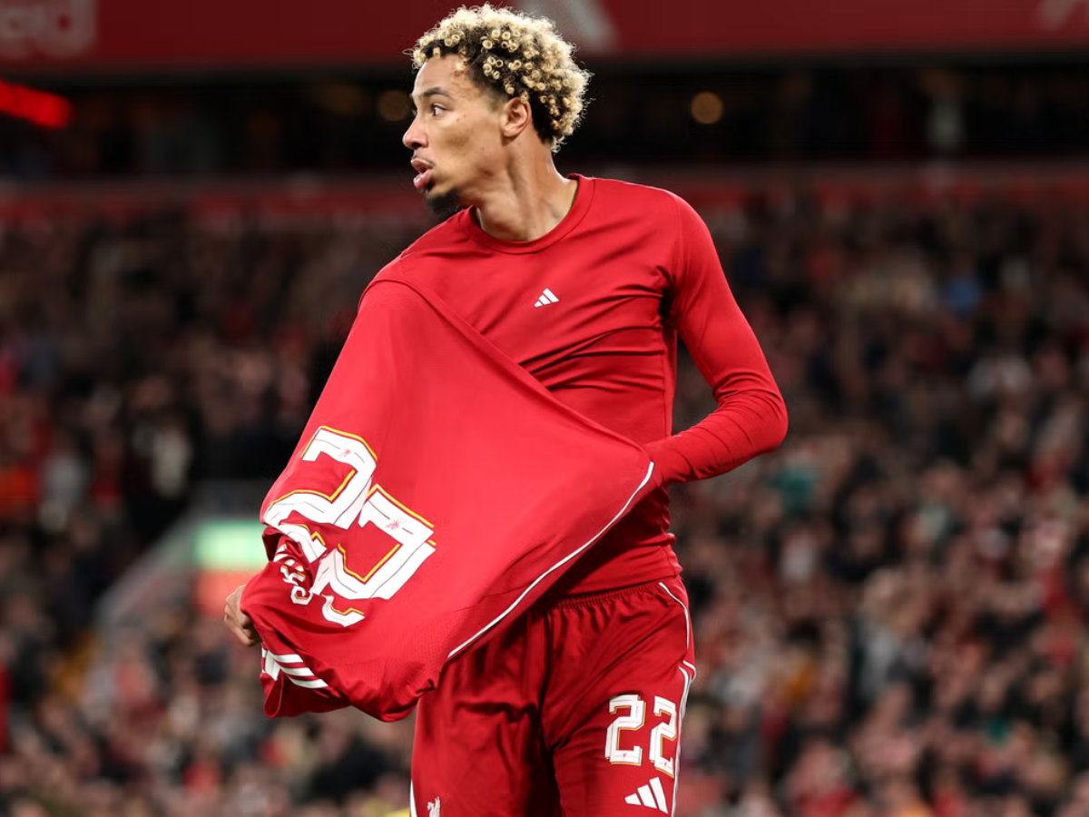 Hugo Ekitike Apologises After Red Card: Liverpool Fans React to ‘Needless’ League Cup Sending Off