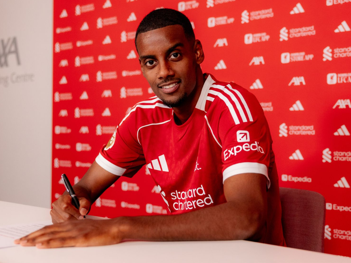 Alexander Isak Joins Liverpool in Record Transfer | Details Inside