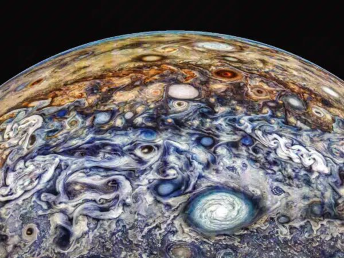NASA’s Juno Unveils Jupiter’s Hidden Depths & Fuzzy Inner Core