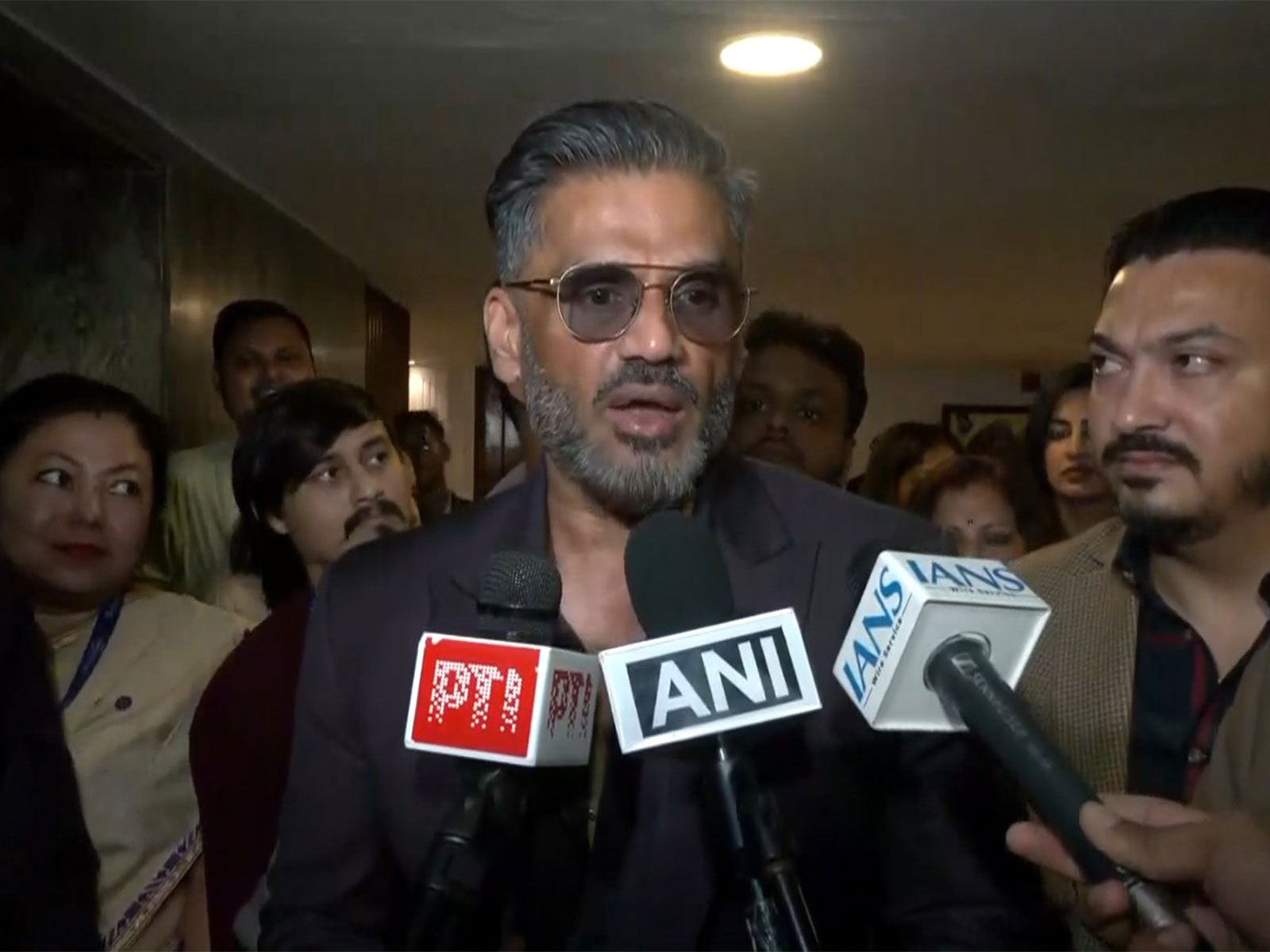 "Cannot blame cricketers, they are expected to represent the country": Suniel Shetty on Ind vs Pakistan clash