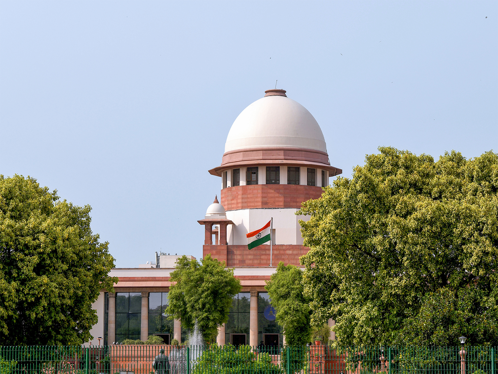 "No violations of law whatsoever": SC on inquiries over Vantara