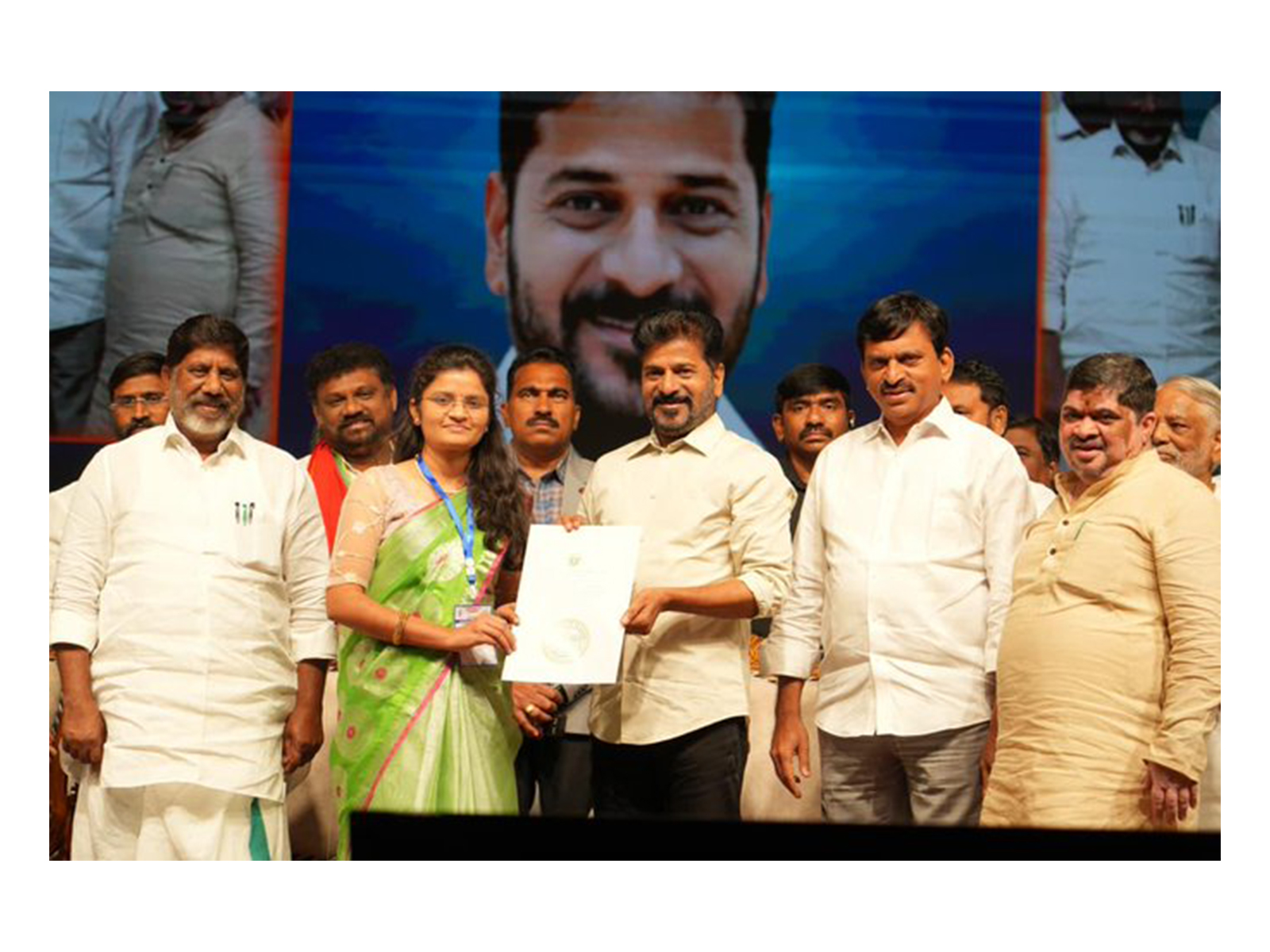 Telangana CM Revanth Reddy handing over appointment letters to selected candidates (Photo: x/@revanth_anumula)