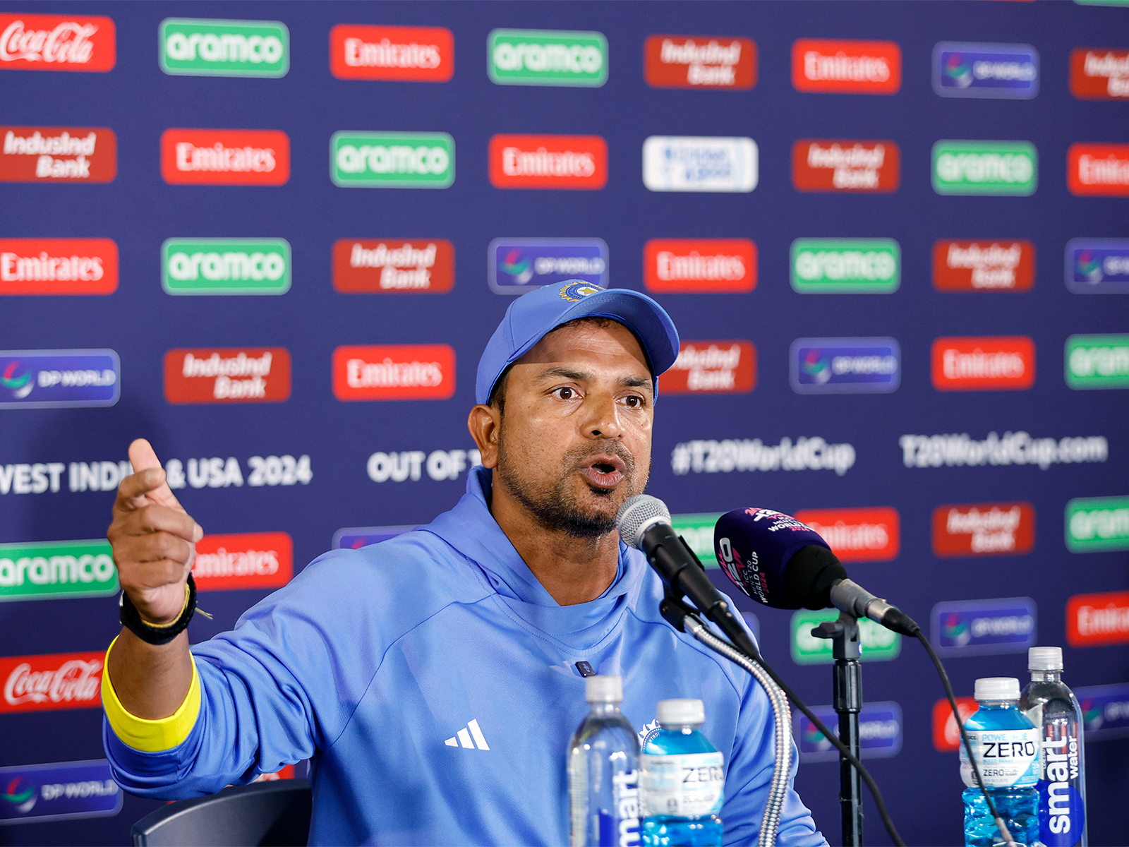 "There is a tendency to lose sight of the ball for a split second": T Dilip on Dubai stadium catches