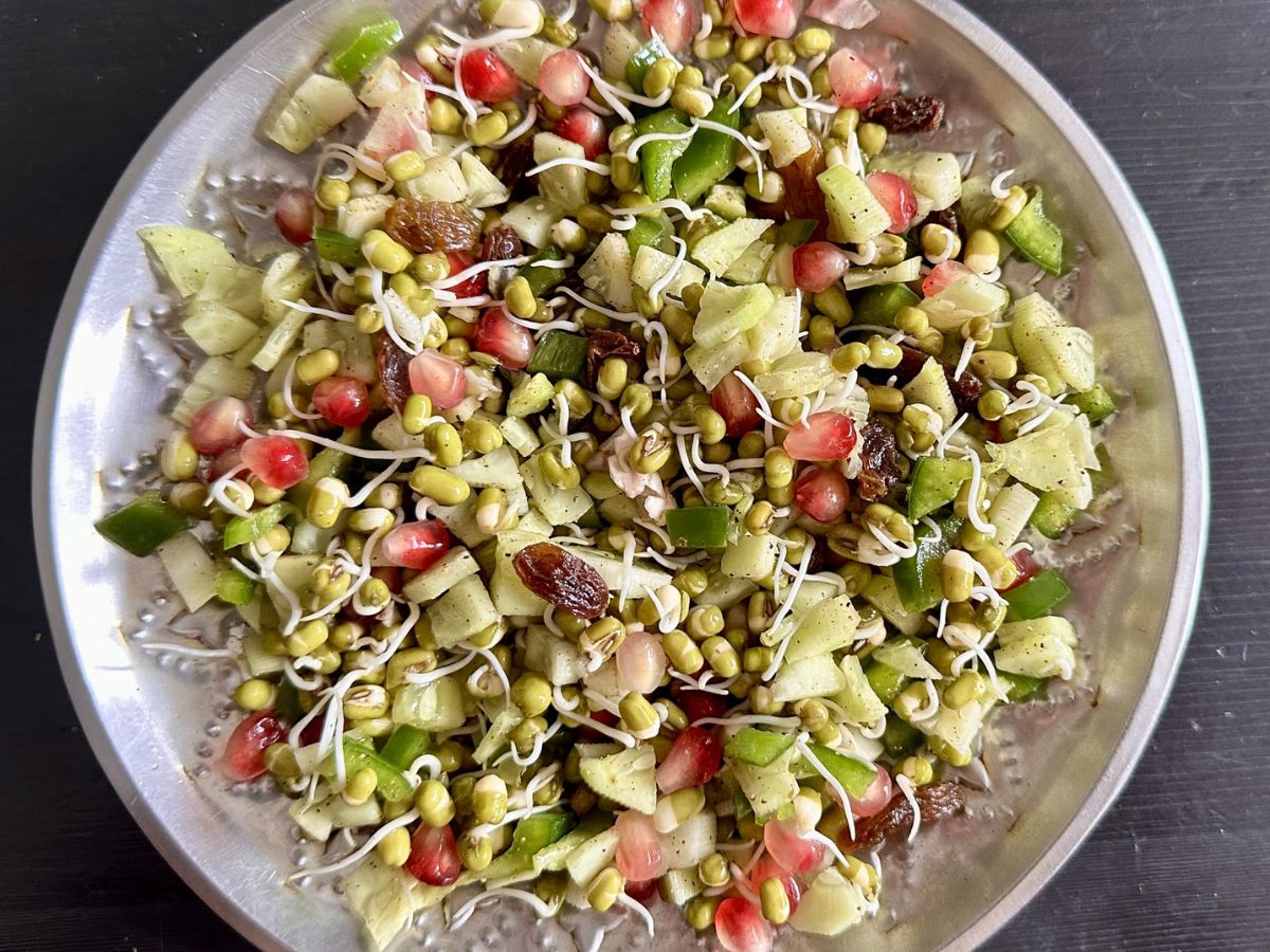 Make Fresh, Crunchy, and Protein-Packed Sprout Salad in 5 minutes | RECIPE