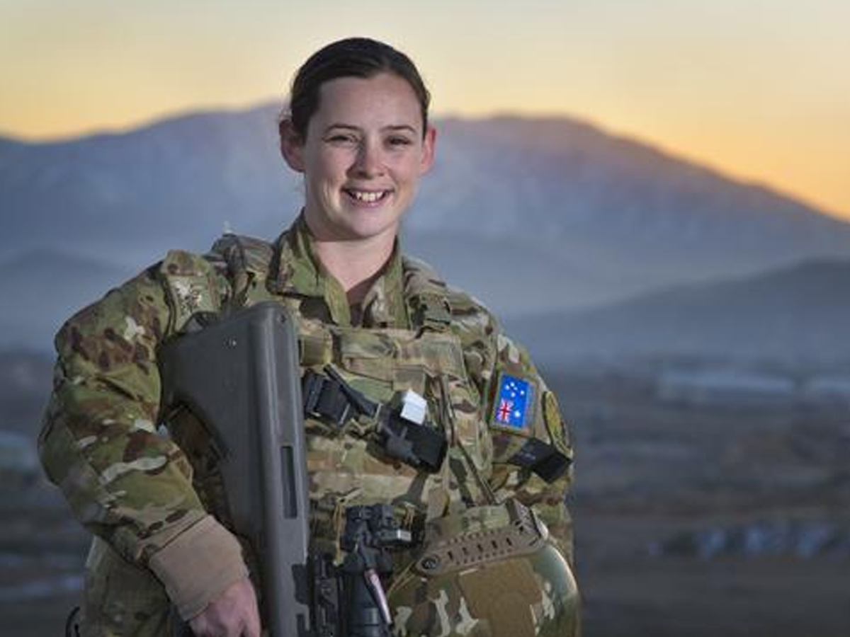 Beautiful Women in Uniform: Meet the World’s Most Attractive Female Soldiers - Gallery Image