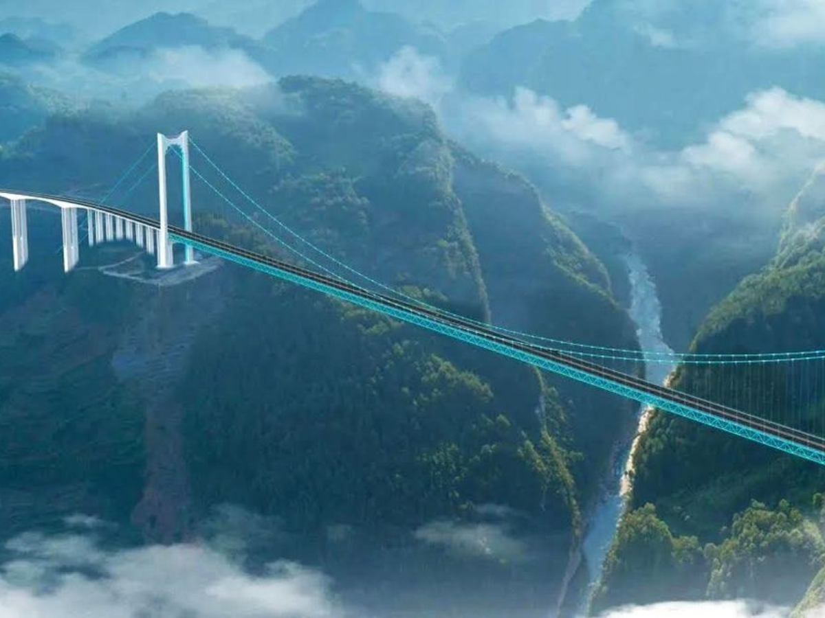 China’s Grand Canyon Bridge Cuts 2-Hour Trip to 2 Minutes, Tallest in the World