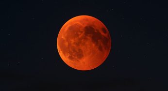 Chandra Grahan 2025: The Do’s and Don’ts of Sutak Kaal During the Blood Moon Eclipse Tomorrow