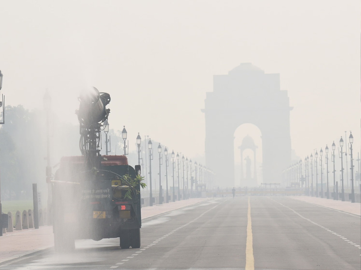 Delhi Awaits Artificial Rain After First Cloud-Seeding Trial Amid Toxic Smog