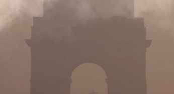 Delhi Wakes Up to Thick Smog, AQI Hits 347 After Night of Firecrackers