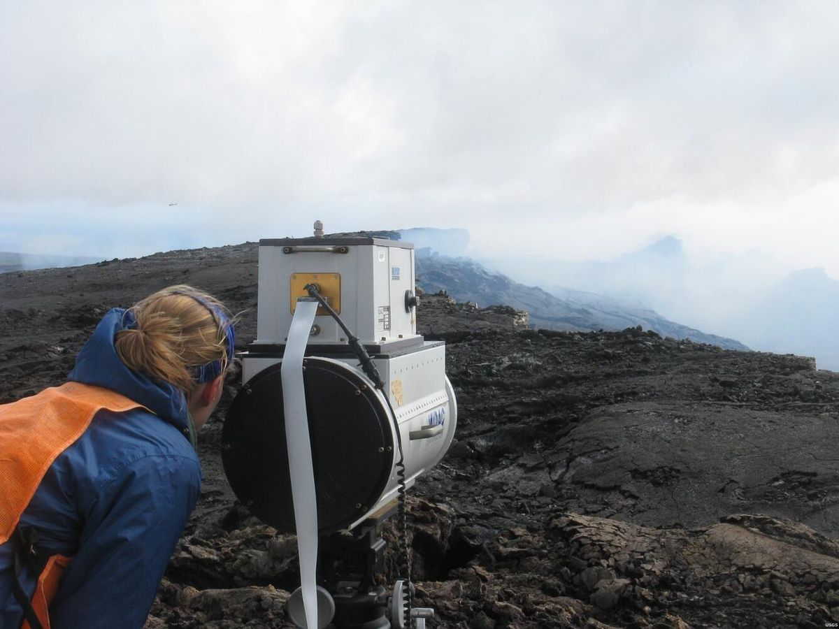 Volcano monitoring instruments - Photo Gallery
