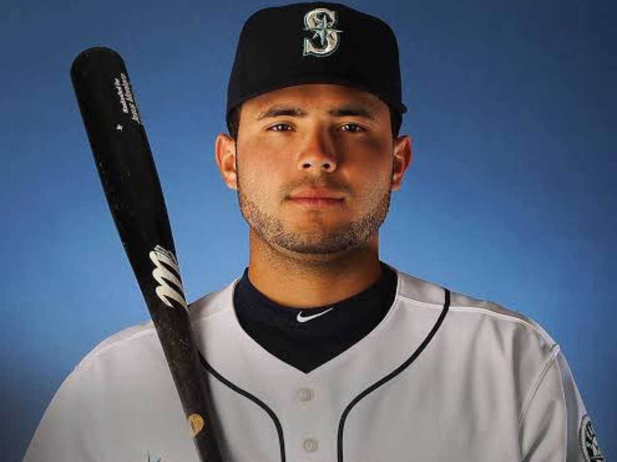 Jesus Montero Dies in Motorcycle Accident at 35 | Former MLB Star