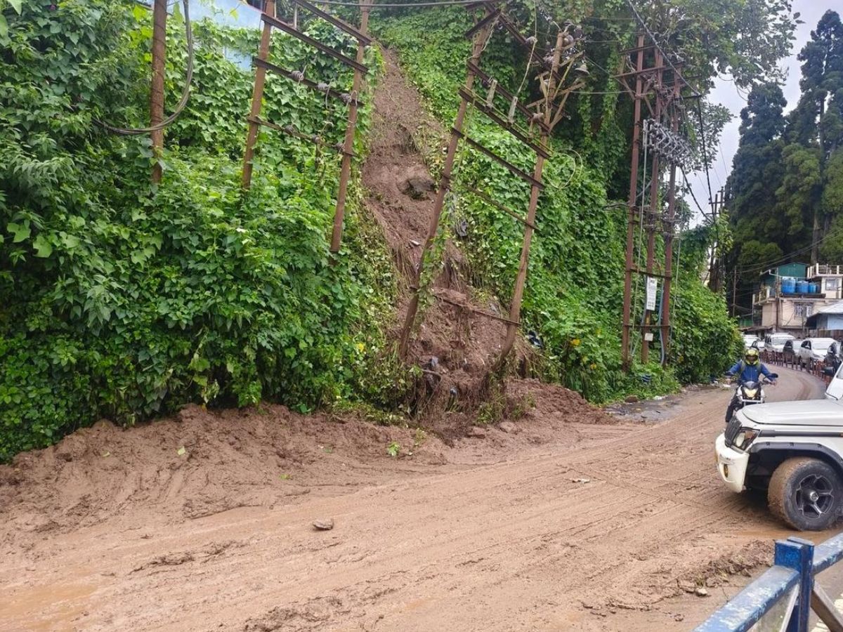 At Least 17 Dead as Heavy Rains Trigger Landslides in Darjeeling, Relief Operations Underway