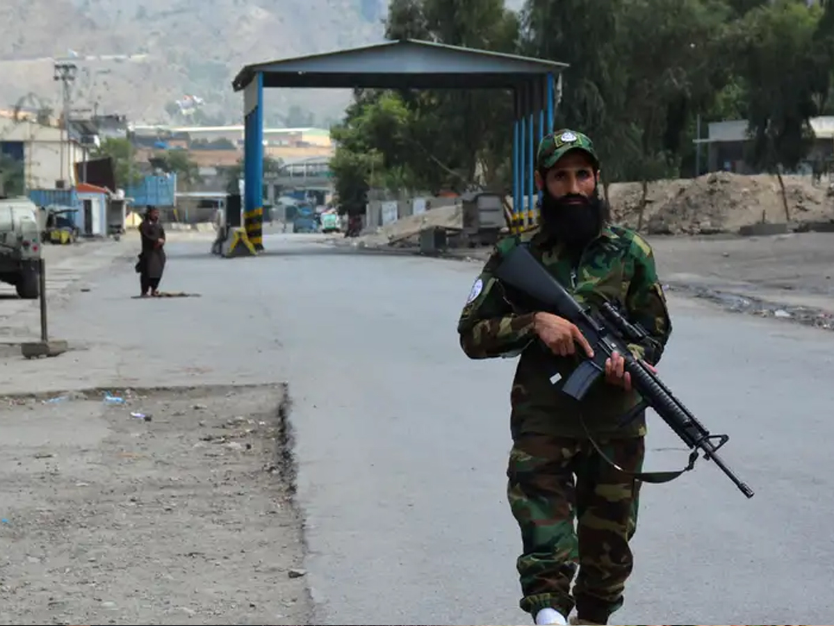 Pakistan-Afghanistan Border Clash: Over 200 Afghan Soldiers Killed, Taliban Confirms 9