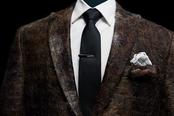 politix-mo-hair-suit-front-detail-695396