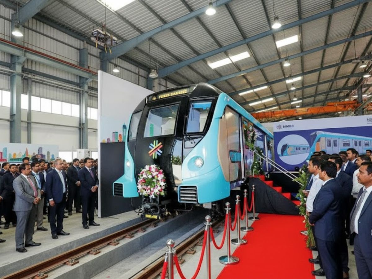 A 40-Minute Andheri to Nariman Point Ride | Mumbai’s Aqua Line Wins Hearts on Day One