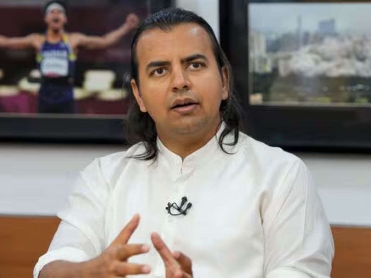 Who is Bhavish Aggarwal? Ola CEO in Spotlight Over Techie Suicide Case | Net Worth, JEE Rank, Wife & More