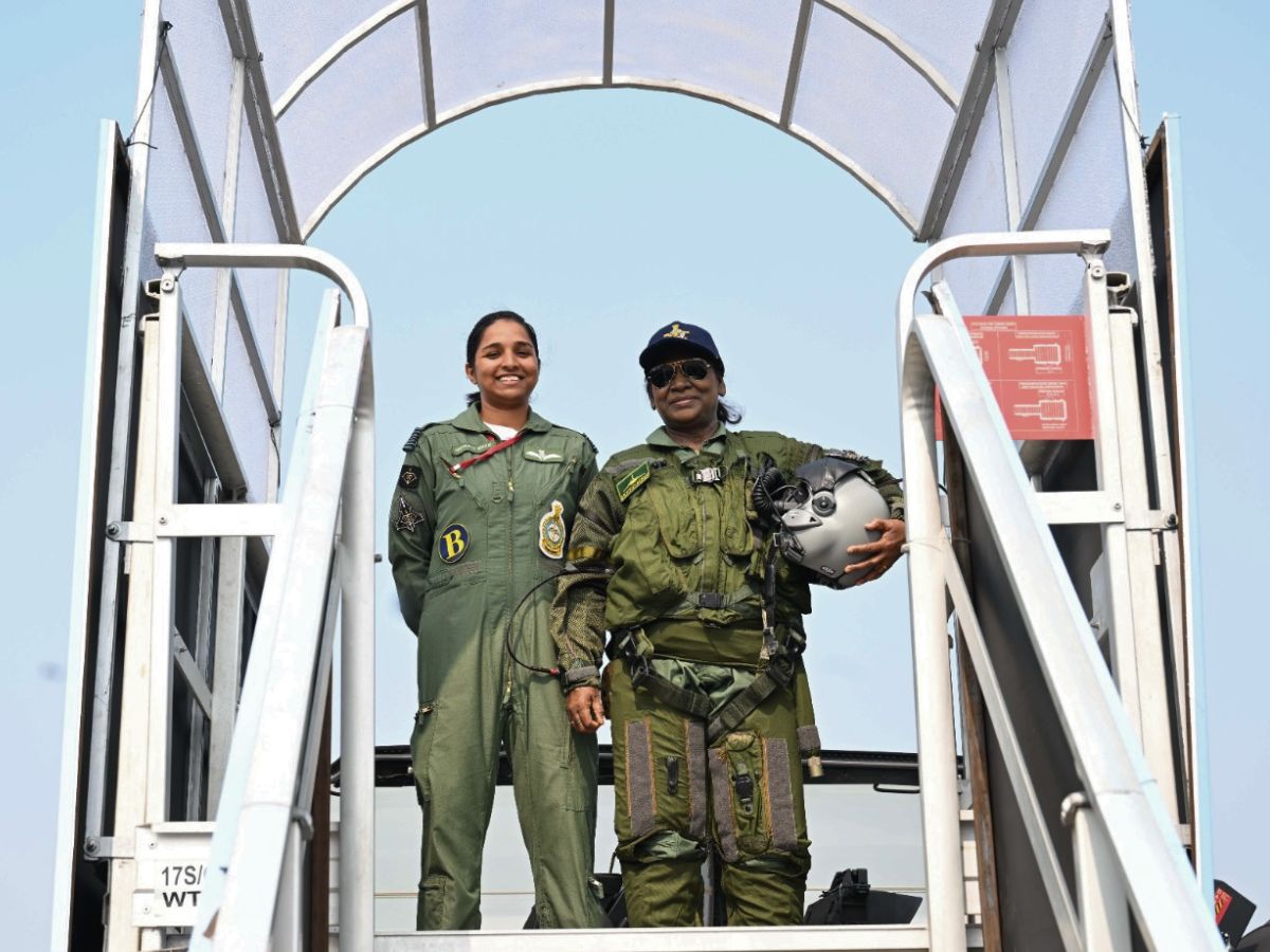 Who is Wing Commander Shivangi Singh? India’s First Woman Rafale Pilot President Droupadi Murmu Posed With | Connection With Op Sindoor