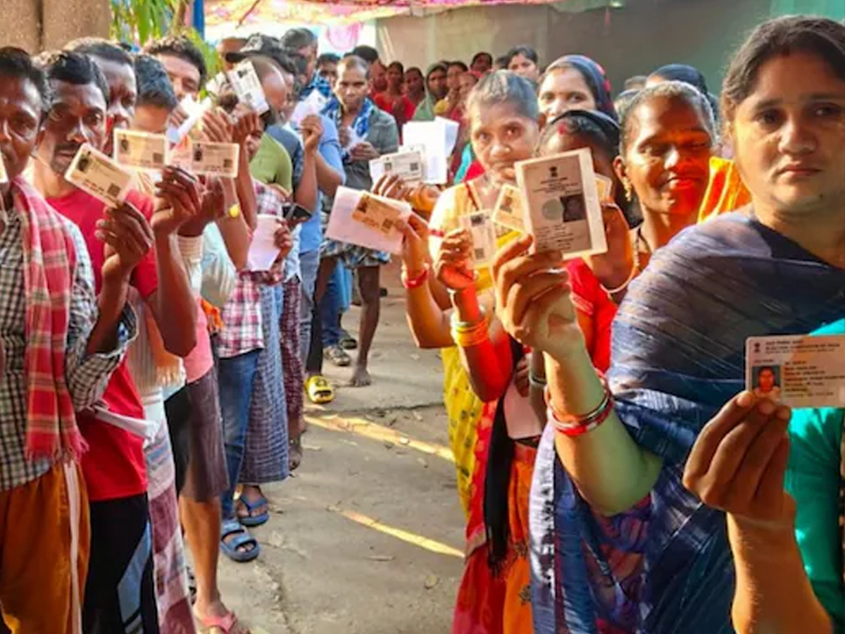 Bihar Assembly Polls 2025: You Can Vote Using Aadhaar, PAN, or Passport — Check Full ID List