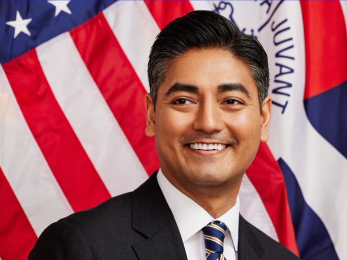 Indian-Origin Aftab Pureval Defeats JD Vance’s Half-Brother Cory Bowman to Retain Cincinnati Mayor Post