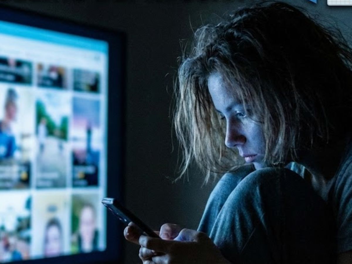 Is Your Habit of Endless Reels Scrolling Fueling Depression? The New Study Says Yes!