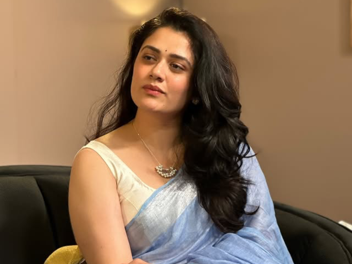 Who Is Girija Oak? Net Worth, Career, Family & The Marathi Star Who Went Viral Overnight