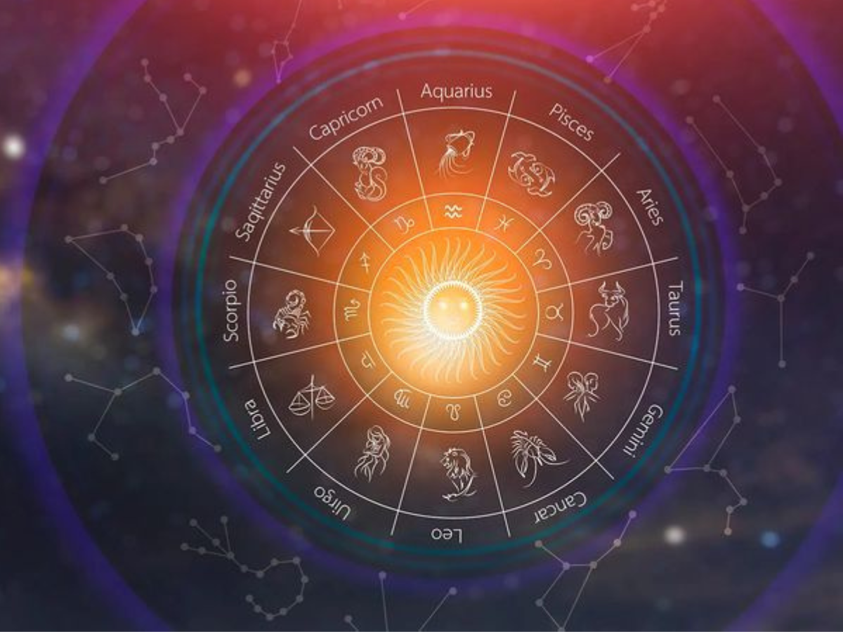 03 November 2025 | Today Horoscope Monday Zodiac Vibes: Love, Ambitions & Health Highlights for You