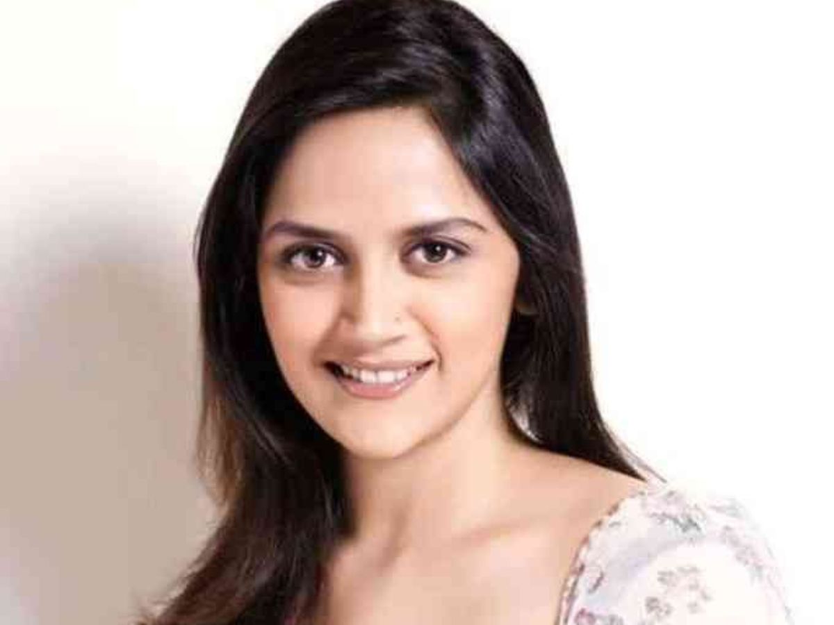 Who is Ahana Deol? Daughter of Hema Malini and Dharmendra Deol, Age, Family, Husband & More