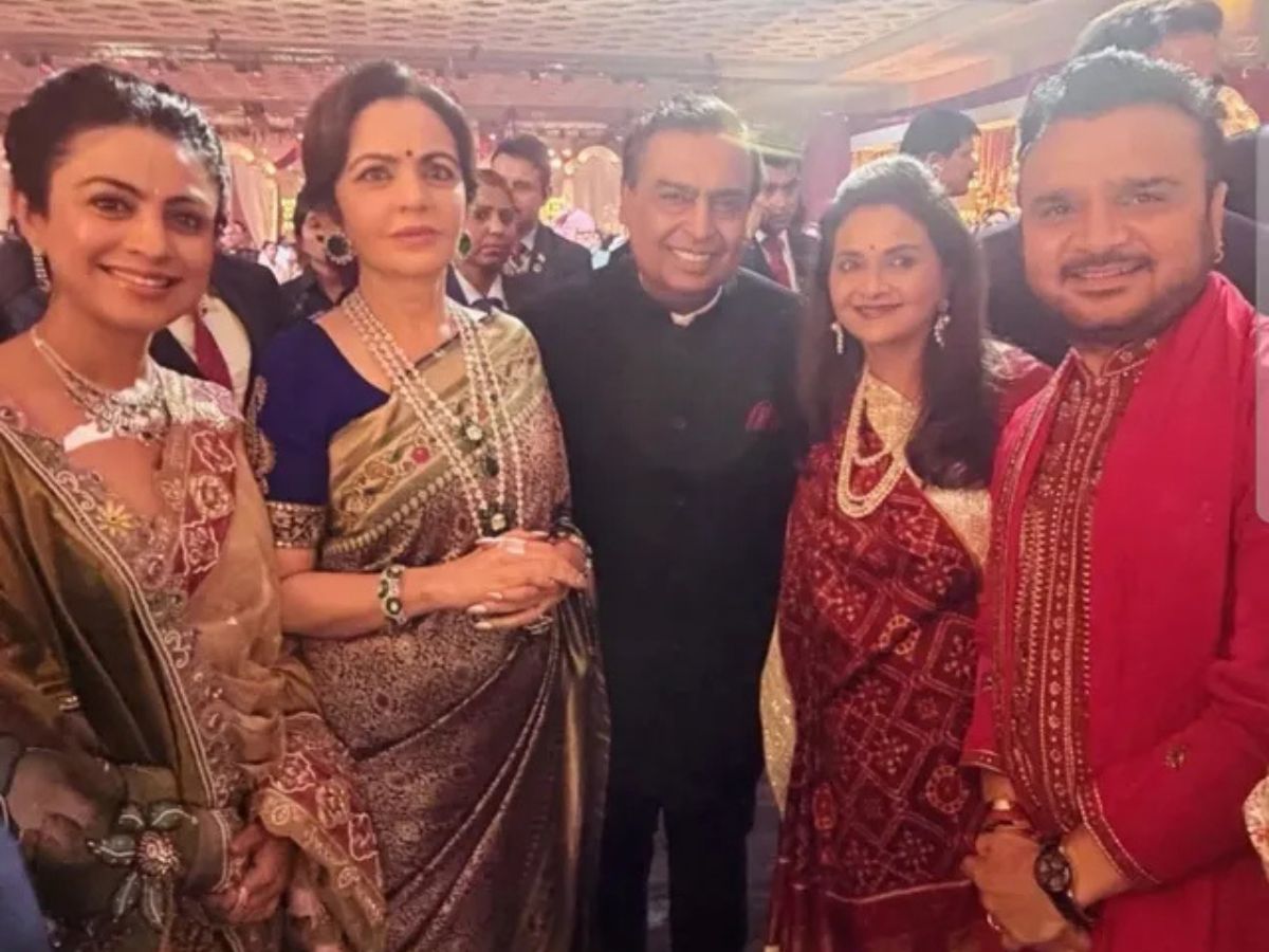 Nita Ambani Elegant Saree Look Steals Spotlight at Nathwani Wedding | WATCH