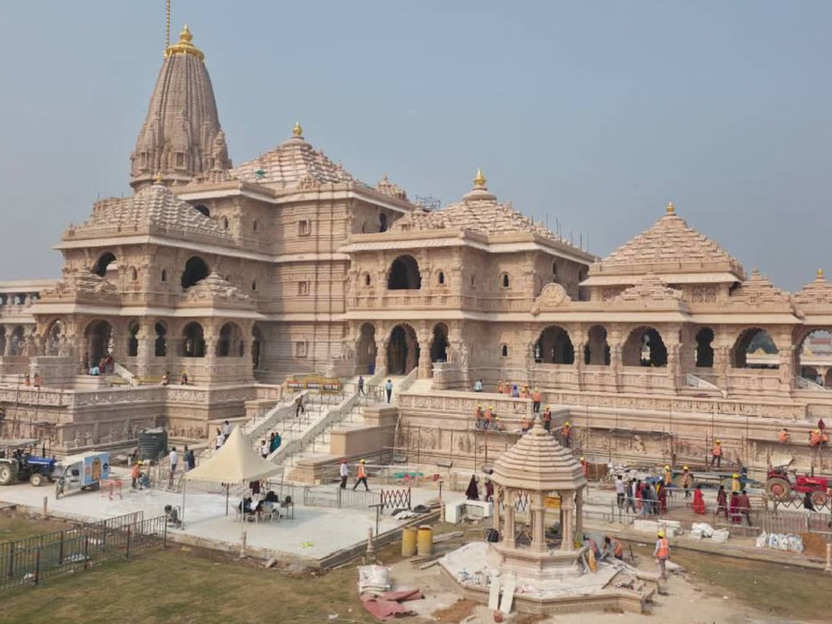 Ayodhya Set for Grand Dhwajarohan Ceremony as PM Modi Prepares to Hoist Saffron Flag at Ram Temple