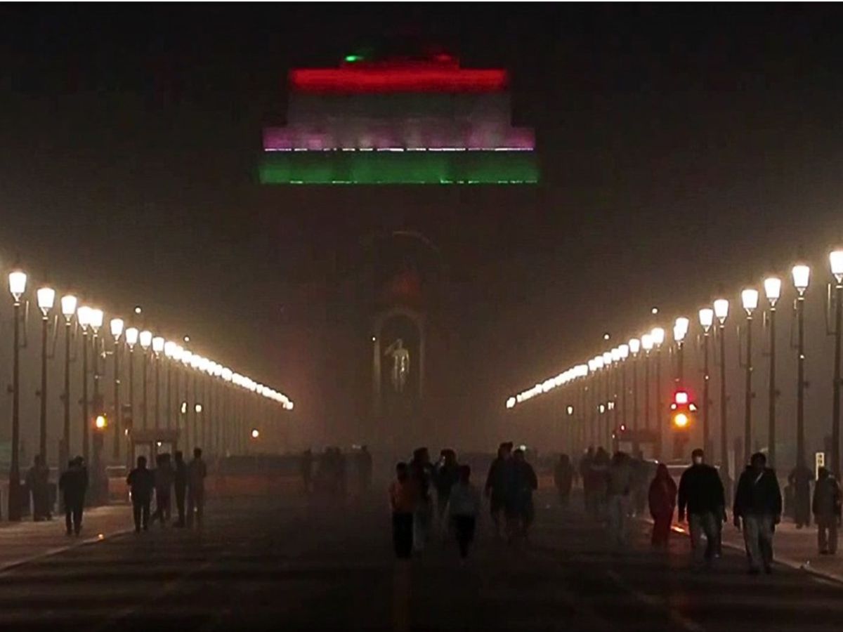 Delhi AQI 364: Smog Crisis Deepens as Ethiopian Volcanic Ash Sparks New Worries Across NCR