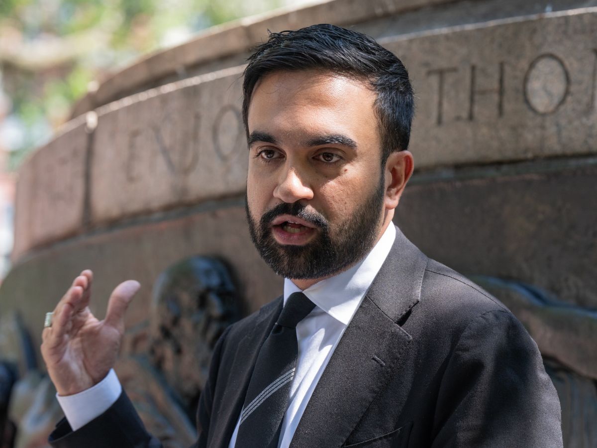 New York’s New Mayor and the Jewish Divide: A Bloc Splinters Over Israel and Identity After Mamdani’s Win