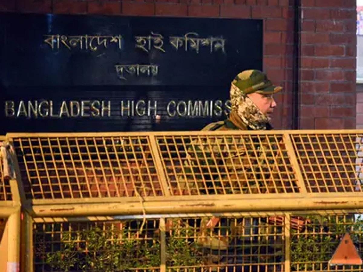 Bangladesh Suspends Visa & Consular Services in Delhi, Agartala & Siliguri After Protest Outside High Commission