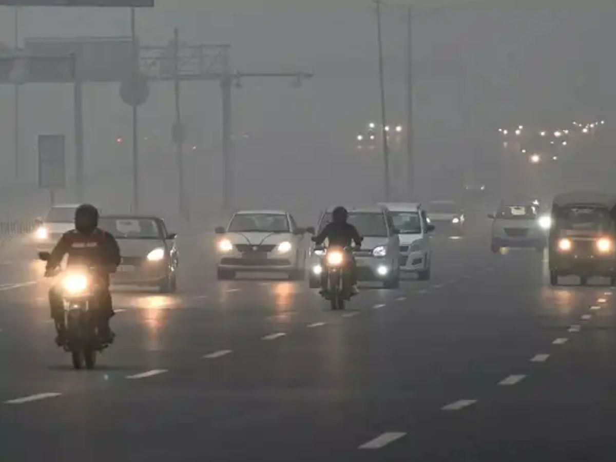 Delhi Pollution Crisis Deepens as AQI Crosses 400 in Several Areas