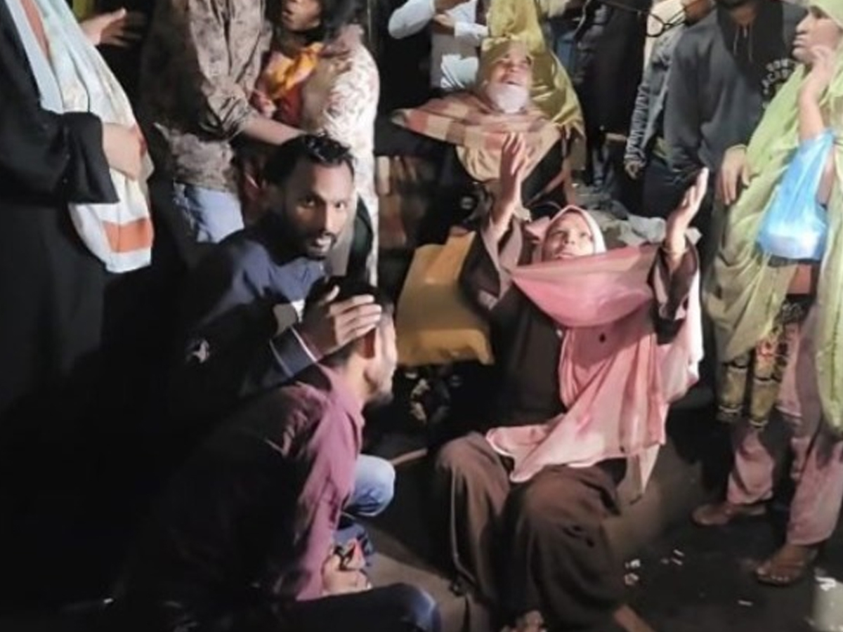 Dhaka Explosion: One Dead as Crude Bomb Hurled From Flyover Near Moghbazar Freedom Fighters’ Memorial