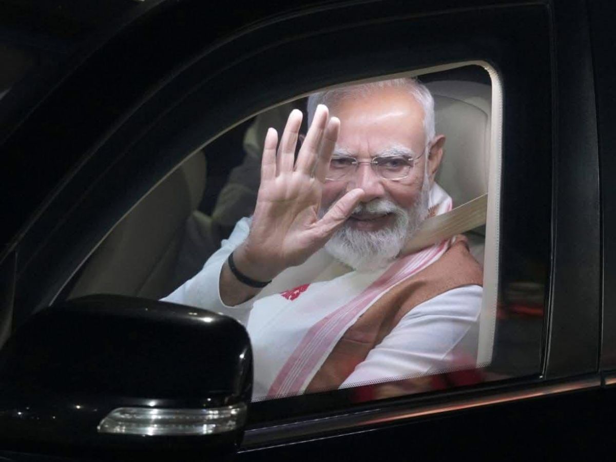 What Did PM Modi Say About SIR & Infiltrators at the Guwahati Rally?